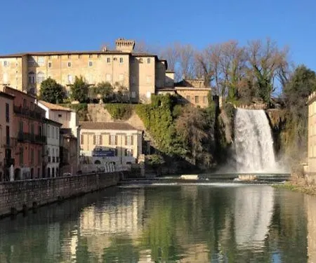 Liricordi Apartament Isola di Liri